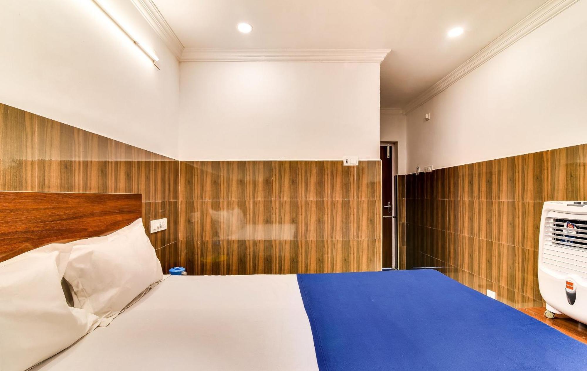 Hotel O Srinivasa Residency Lodge Тирупати Екстериор снимка